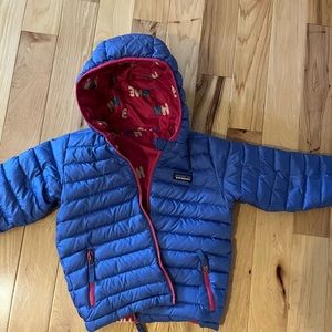 Patagonia 5T reversible down jacket